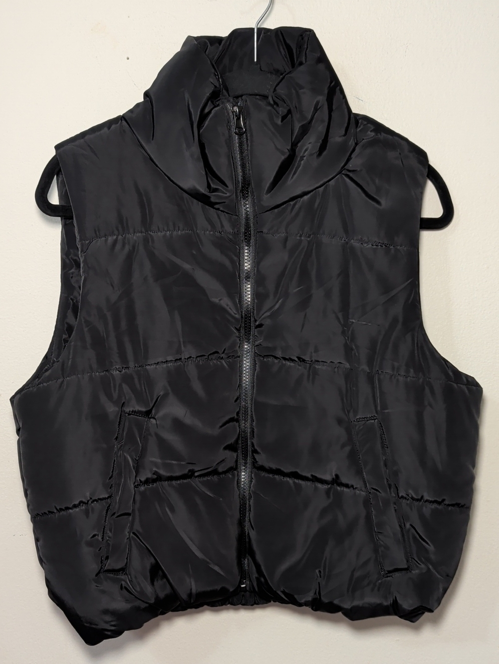 Trendy Queen Black Puffer Vest with Pockets Winter Cozy Women's Size M